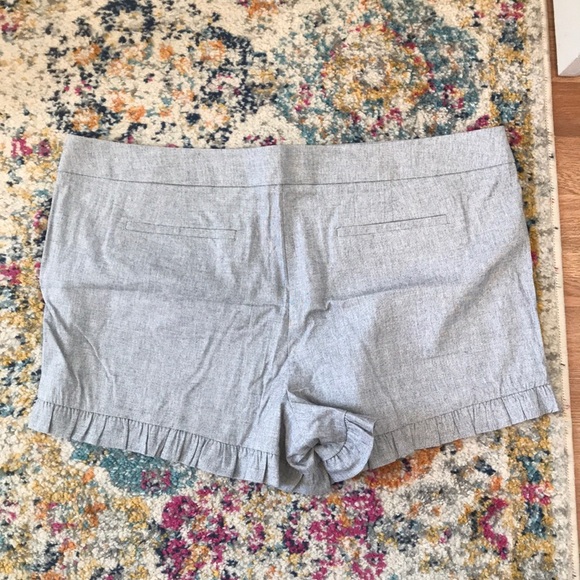 Loft 16 Ruffle Shorts. New - Picture 4 of 7